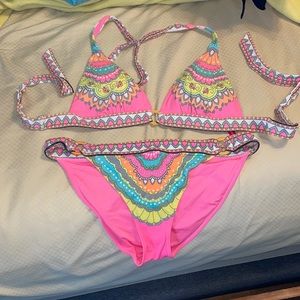 Victoria’s Secret bikini size large